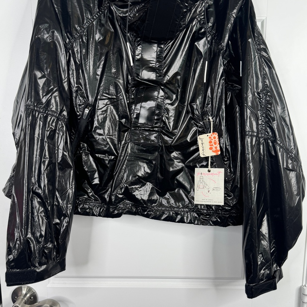 FREE PEOPLE FP Movement NEW Dew Drop Packable Rain Jacket NEW Size M Shiny Black - Picture 6 of 16
